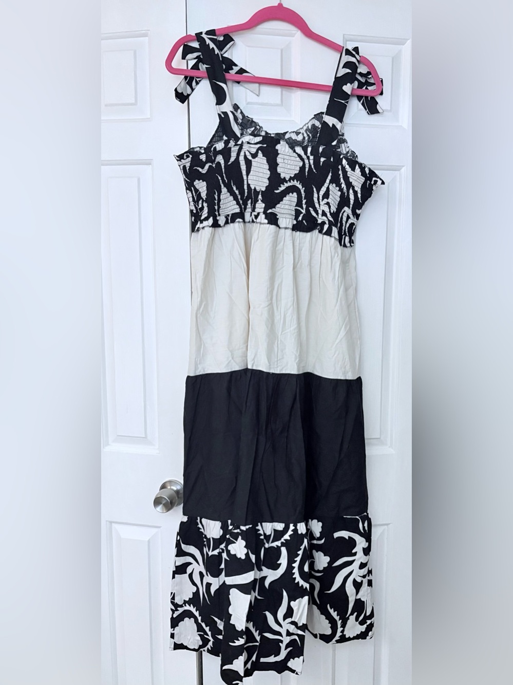 NEW with tags Black and cream Tiered Sundress with Tie Straps 1x